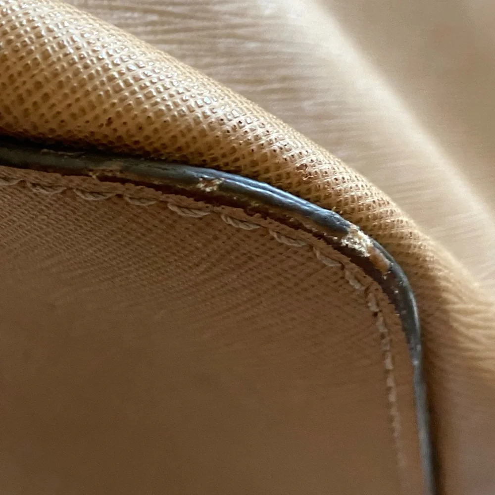 Michael Kors Tan Tote Bag - Picture 6 of 7